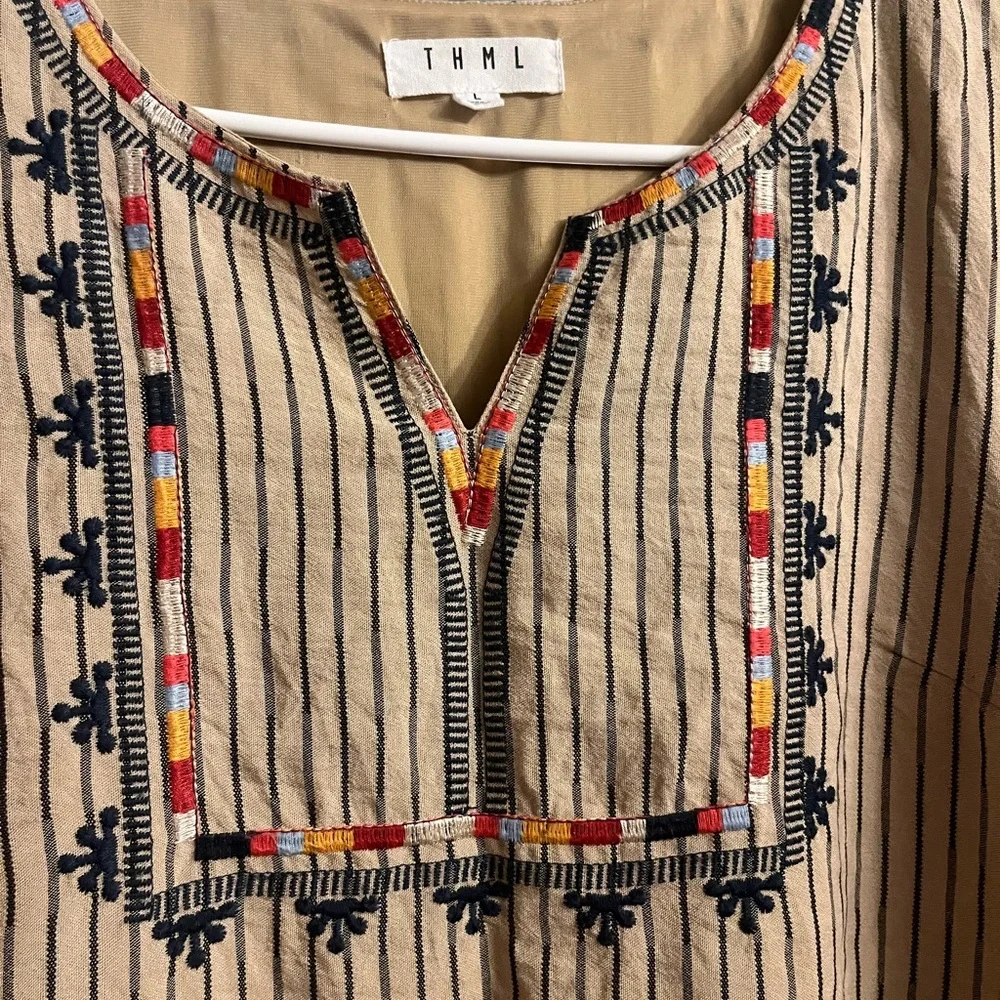 Embroidered striped shift dress tunic length tan casual THML size Large casual - Picture 7 of 10